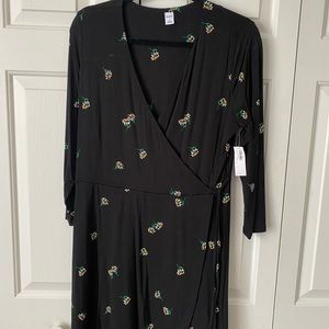 Faux wrap vneck dress